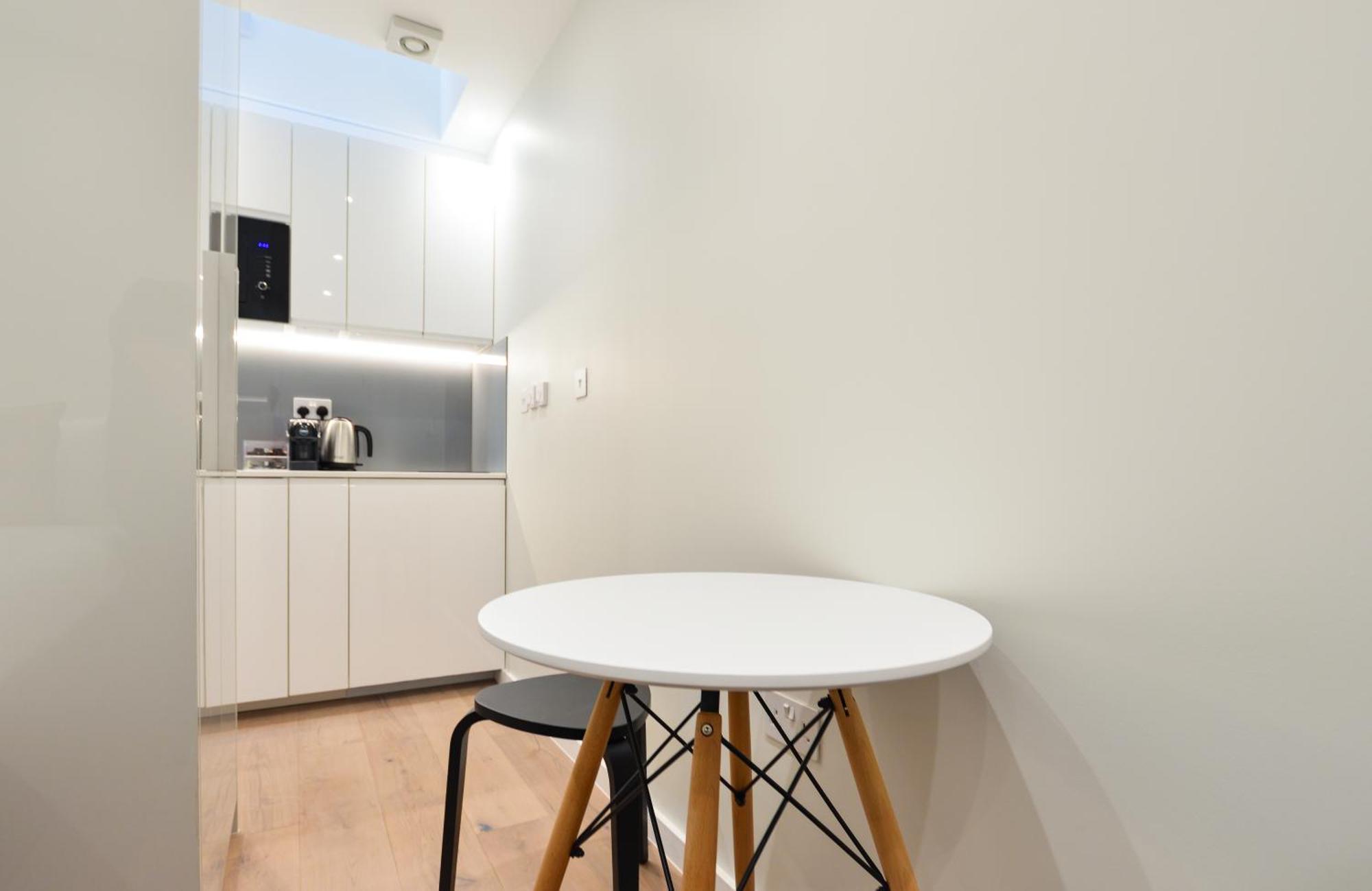 Regents Serviced Apartments By Stayprime London Exterior photo